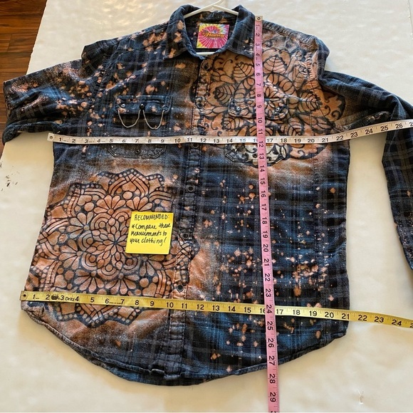 Boho Flannel Shirt Womens Size Large Mandala Flower Floral Plaid Wearable Art - Picture 8 of 11